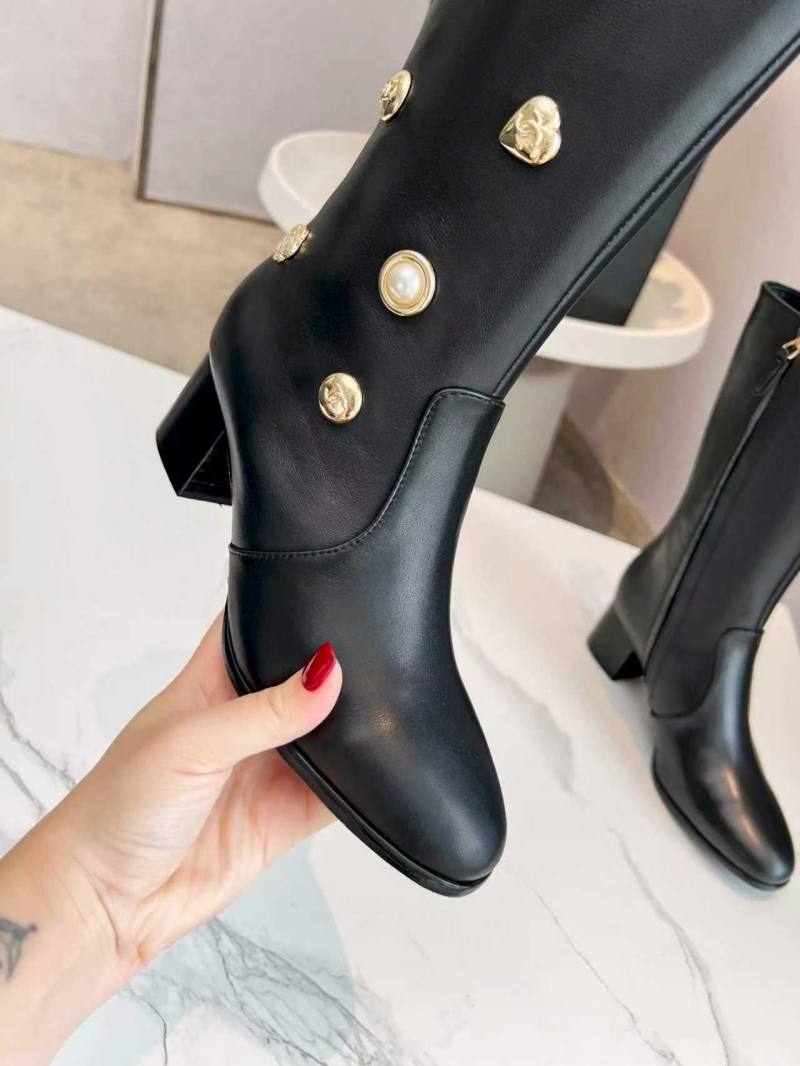 Ch**el boots